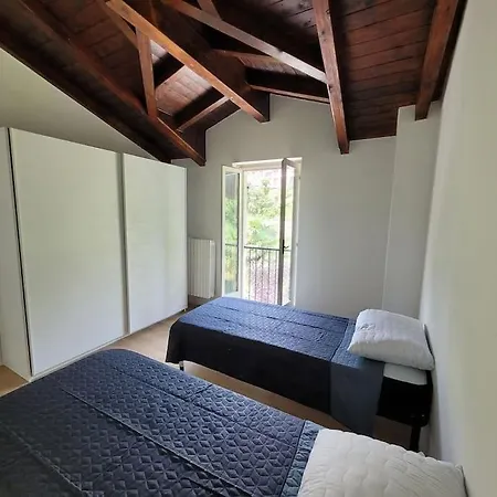 Casa Giuly , Attico Sul